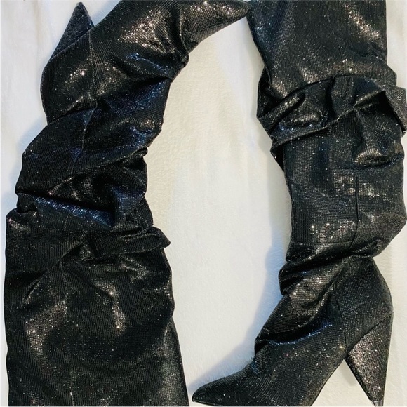 Boots - Picture 2 of 4